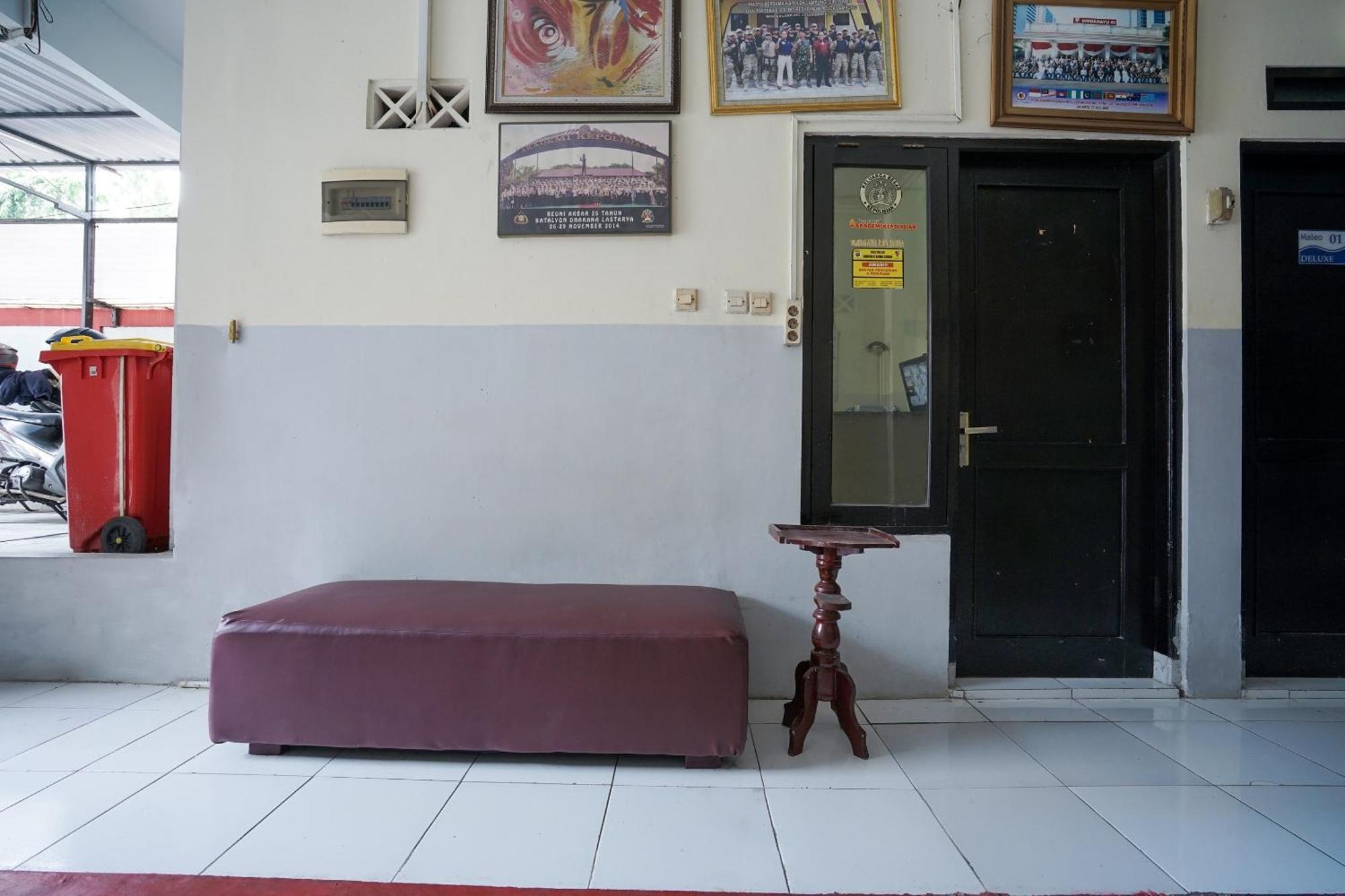 Hotel O Seturan Near Hartono Mall Yogyakarta Formerly Maleo Kostel Kejayan Exterior foto